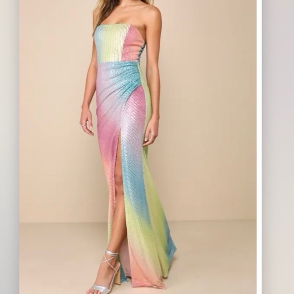 BNWT Lulus Ethereal Brilliance Rainbow Sequin Strapless Maxi Dress Medium - Picture 3 of 8